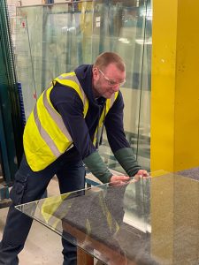 What Is Safety Glass, and Why Do You Need It? 1 Image of safety glass being produced