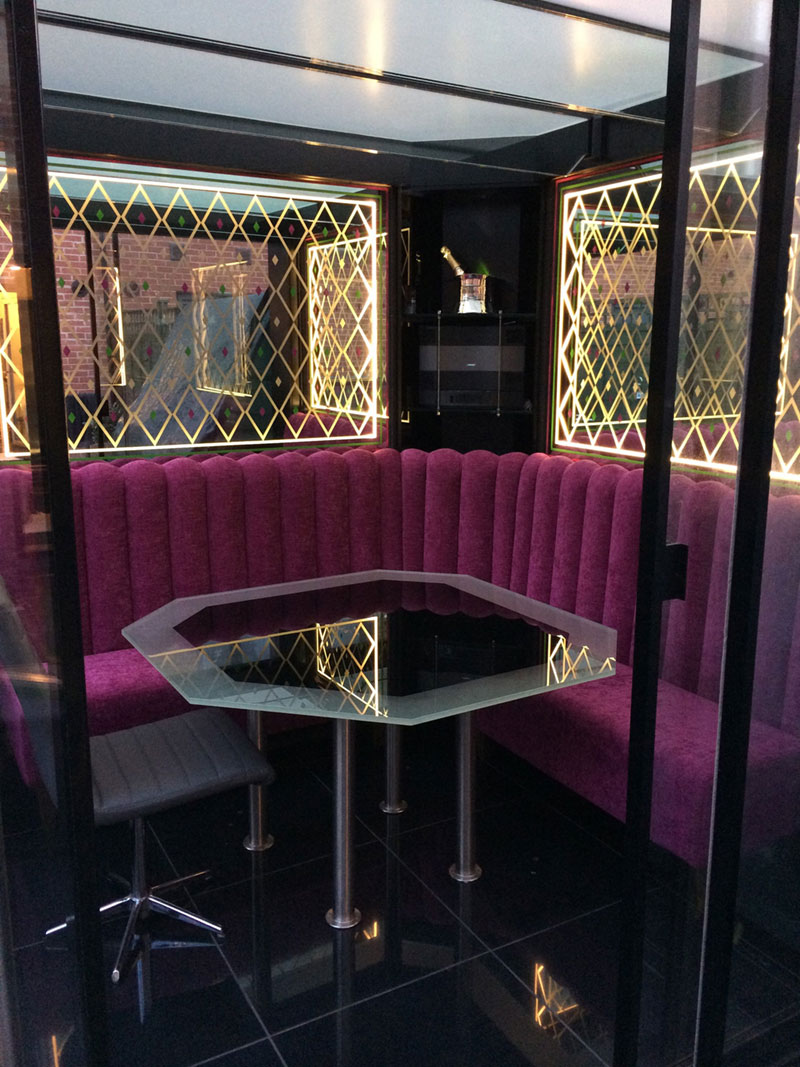 Commercial Glazing Specialists 4 Glazed surround on a seating area