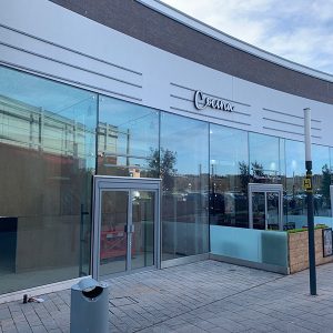 image of frameless shop windows